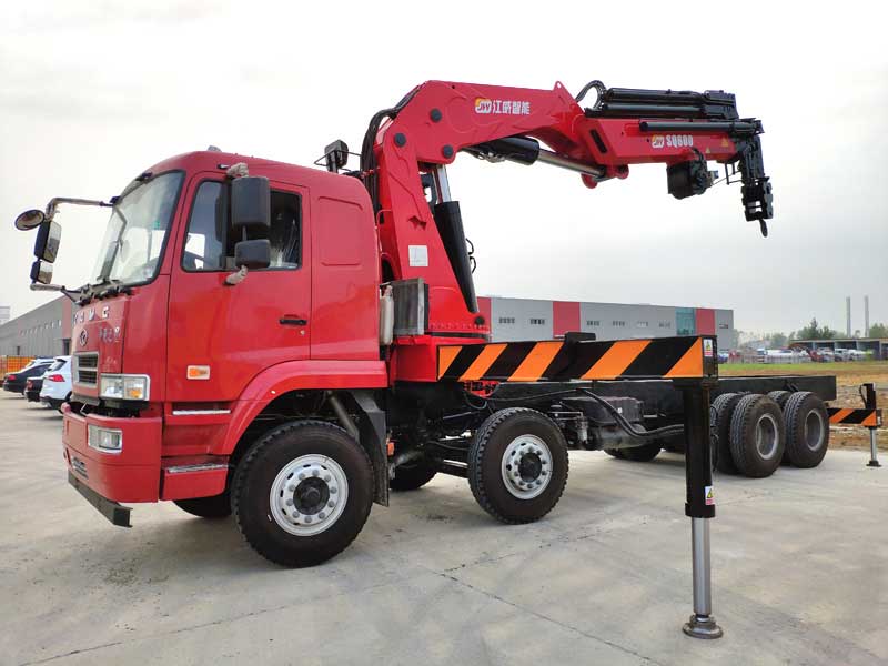 SQ600ZB5+1江威智能折臂吊