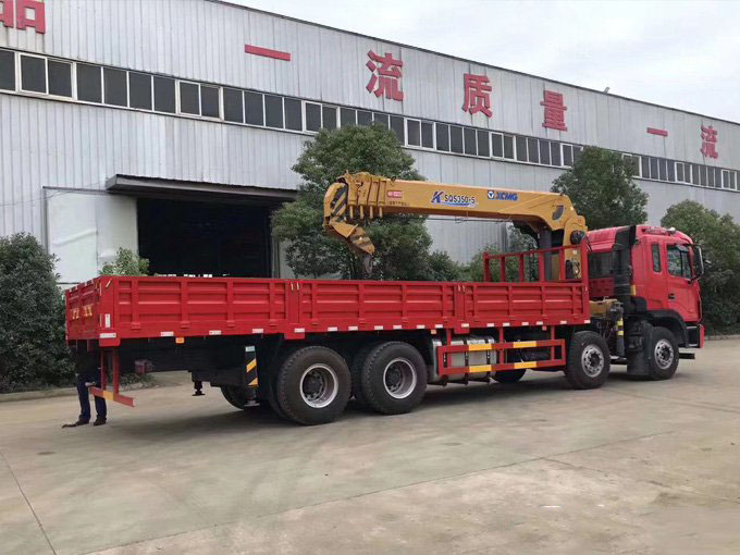 徐工吊機(jī)14噸江淮格爾發(fā)隨車吊圖片展示3