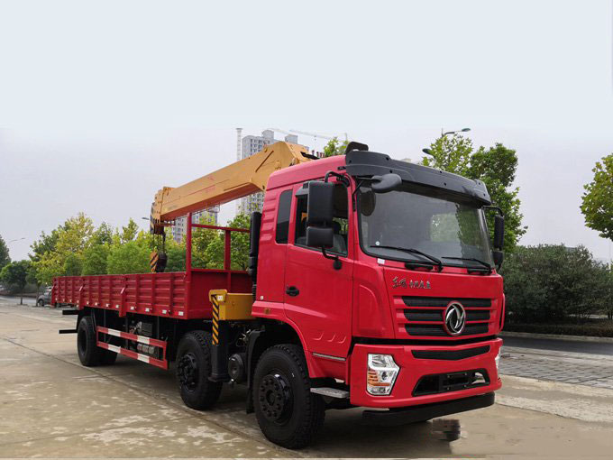 程力12噸東風(fēng)專(zhuān)用隨車(chē)吊圖片展示3 程力12噸東風(fēng)專(zhuān)用隨車(chē)吊圖片展示3