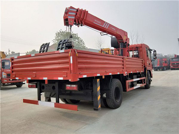 三一10噸東風隨車吊