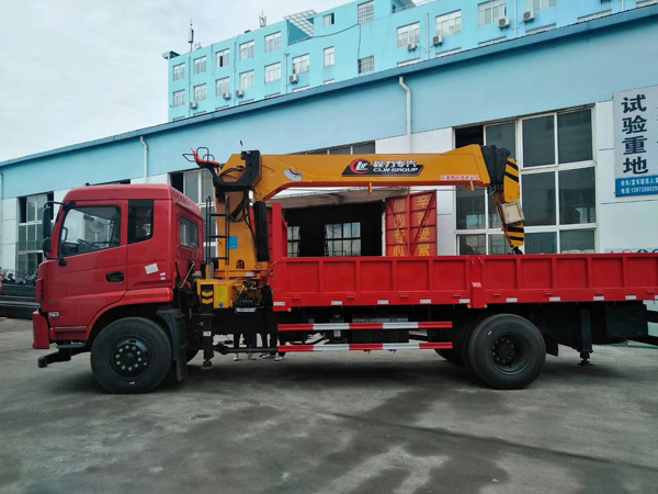程力吊機(jī)8噸東風(fēng)隨車吊