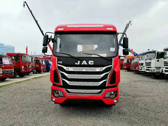 徐工吊機(jī)6.3噸江淮格爾發(fā)隨車(chē)吊圖片展示2