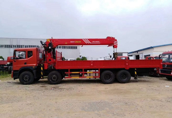 東風(fēng)前四后八8×4三一16噸隨車吊圖片圖片展示3