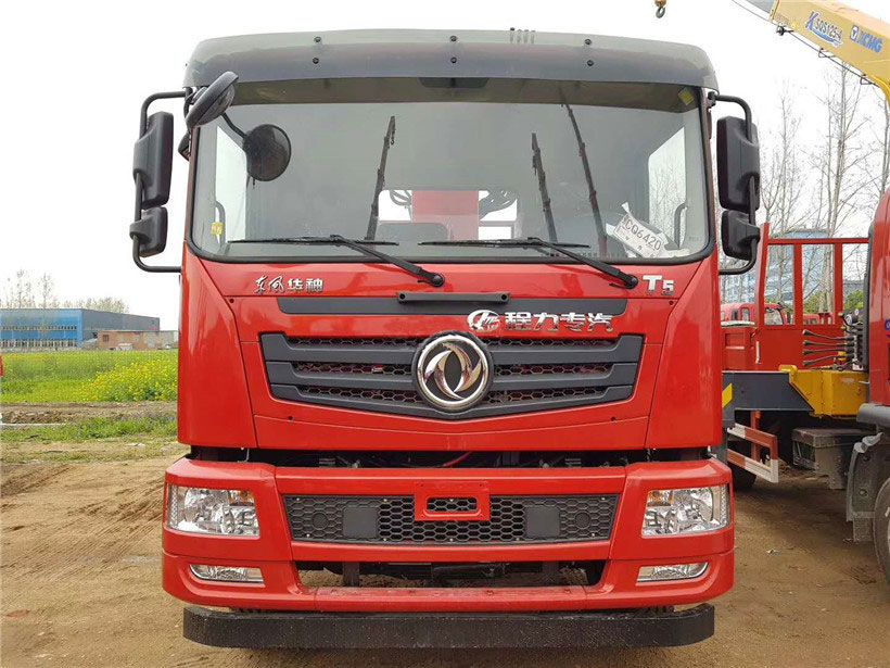 拉移動活動房用什么樣的隨車吊車?