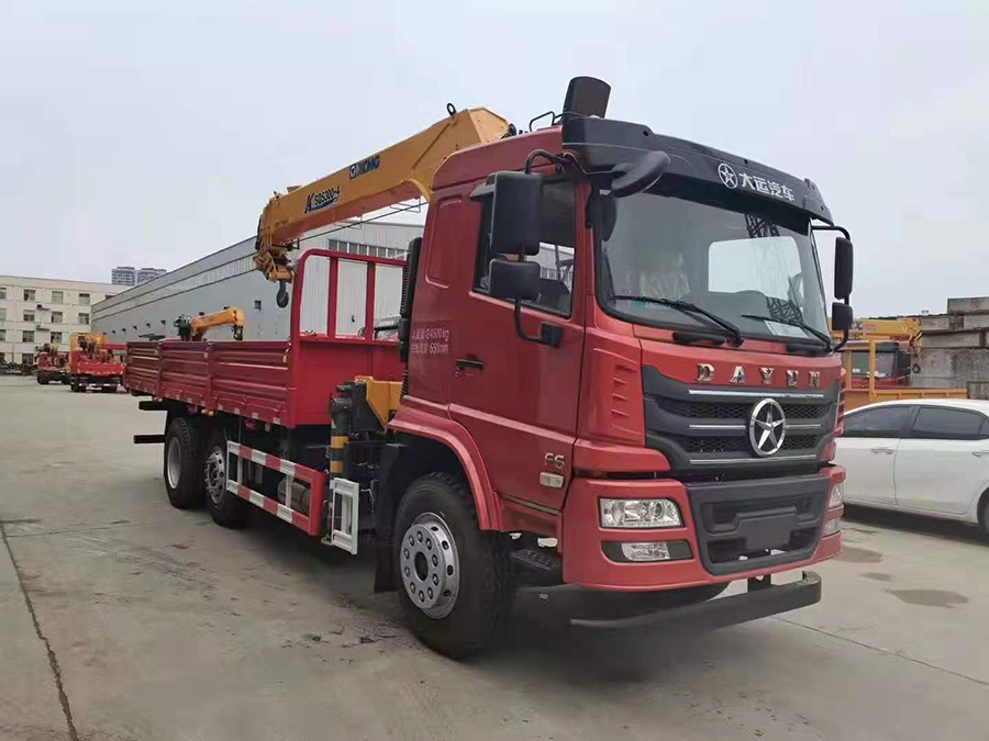 大運220馬力徐工12噸隨車吊 國五現車多少錢