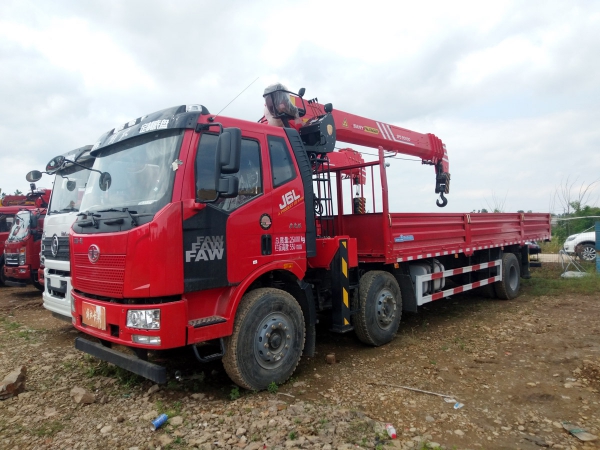 三一12噸SPS30000隨車起重機參數介紹