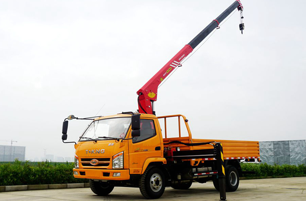 三一3.2噸SPS8000隨車起重機參數介紹