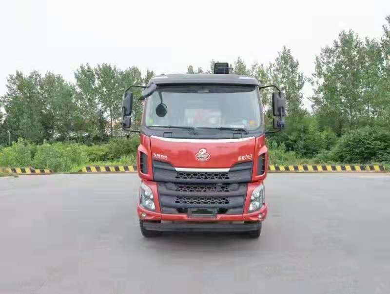 東風(fēng)柳汽長興8噸隨車吊