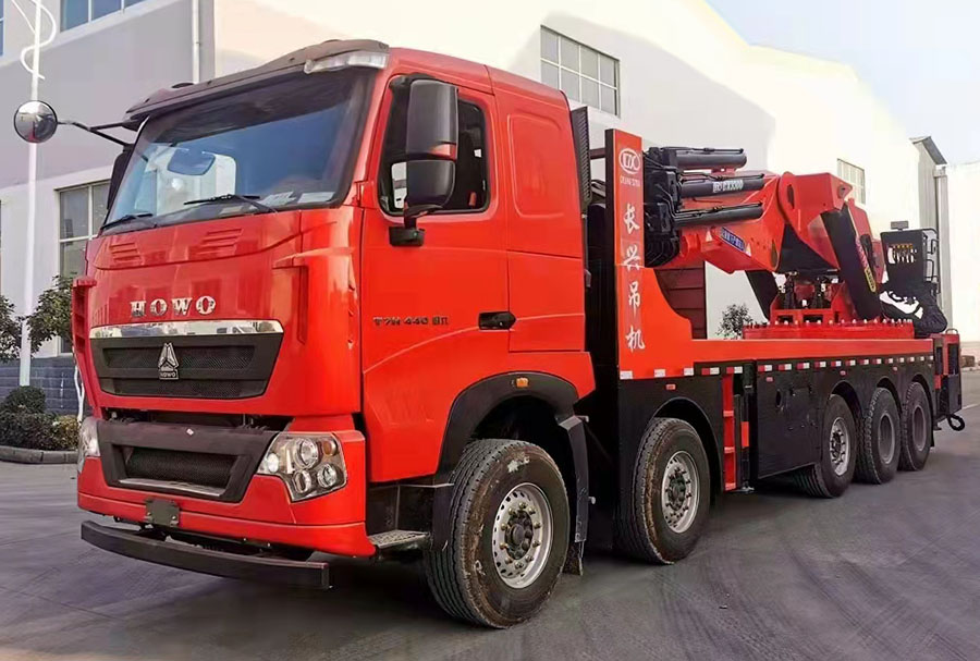 重汽豪沃165噸隨車吊霸氣問世