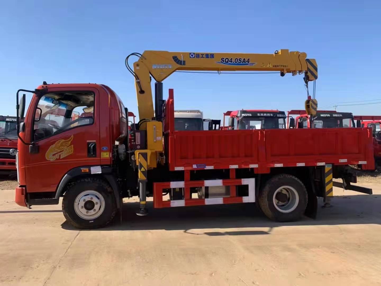 重汽王牌徐工5噸隨車吊圖片展示4