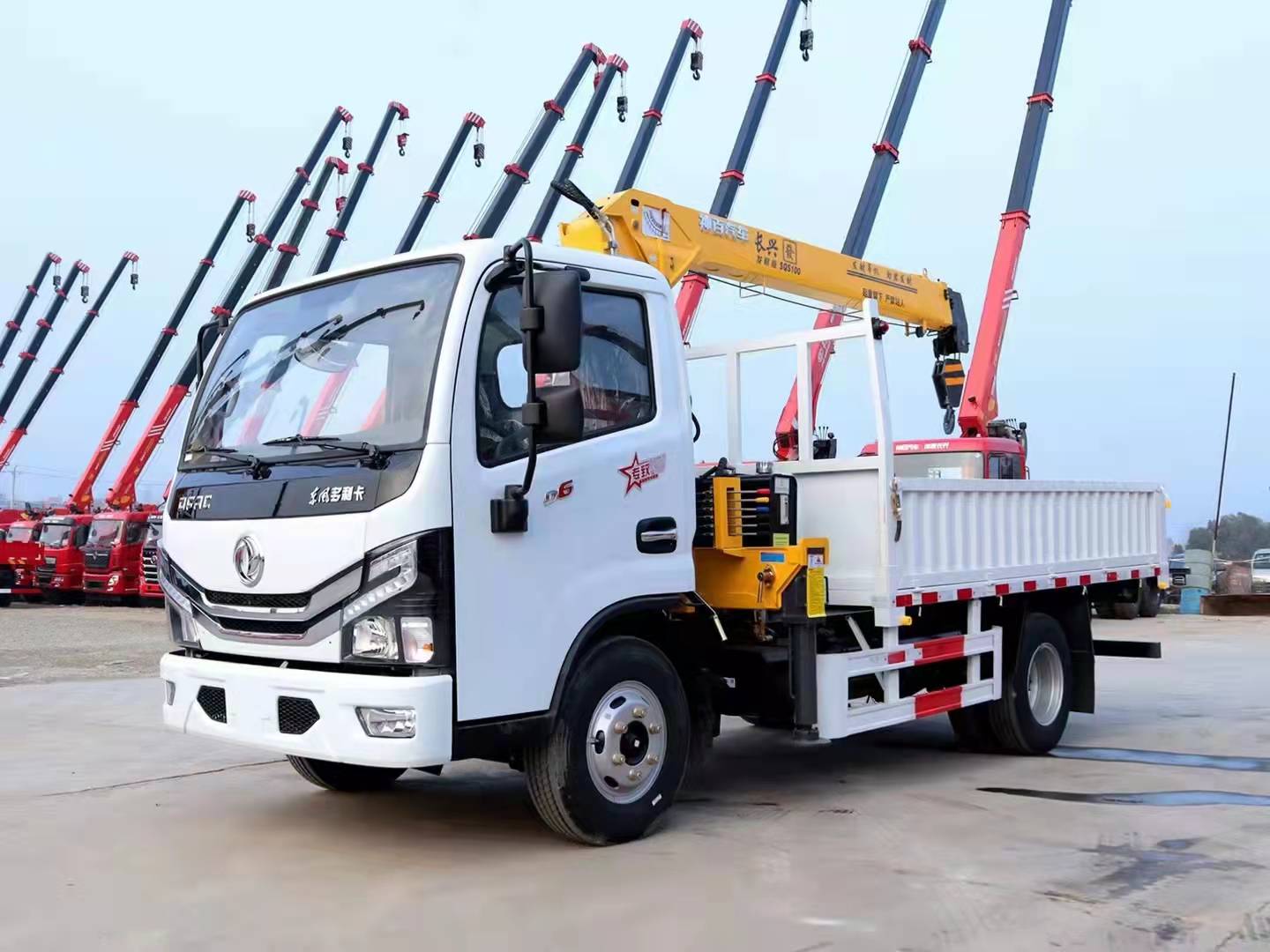 藍(lán)牌隨車吊絕命時(shí)刻 喋血力推