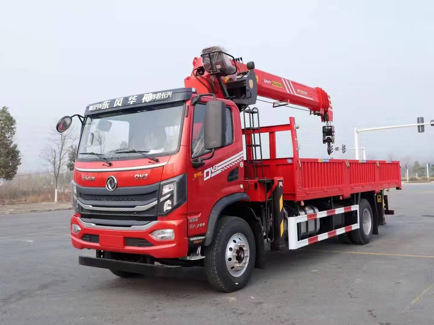 8噸隨車吊的天花板 東風(fēng)DV3上裝三一8噸吊機(jī)